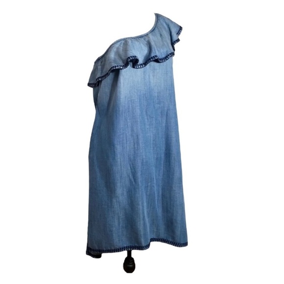 cloth & stone Dresses & Skirts - Cloth & Stone One Shoulder Embroidered Trim Dress